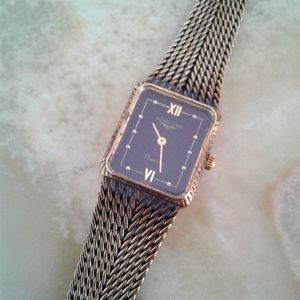 Vintage Longines Gold Plated Swiss Made Quartz Ladies Watch black dial